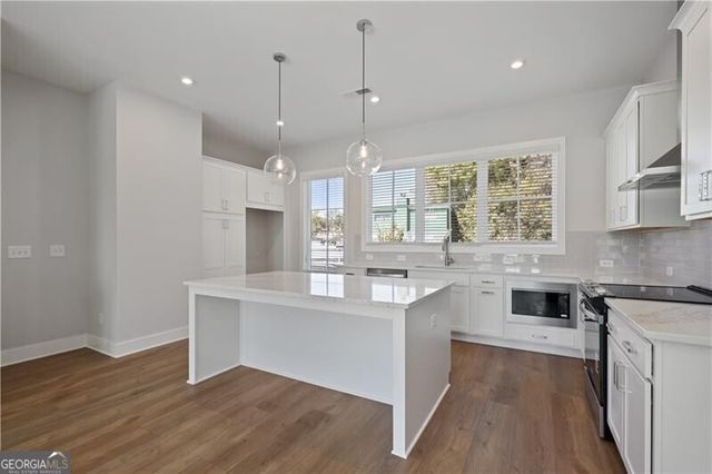 1352 Grannysmith Trace, Brookhaven, GA 30319