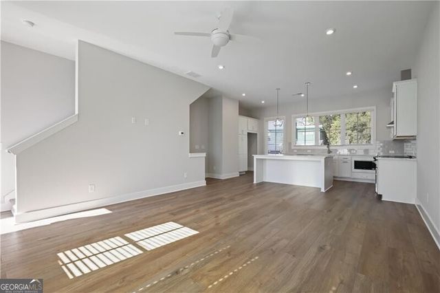 1352 Grannysmith Trace, Brookhaven, GA 30319