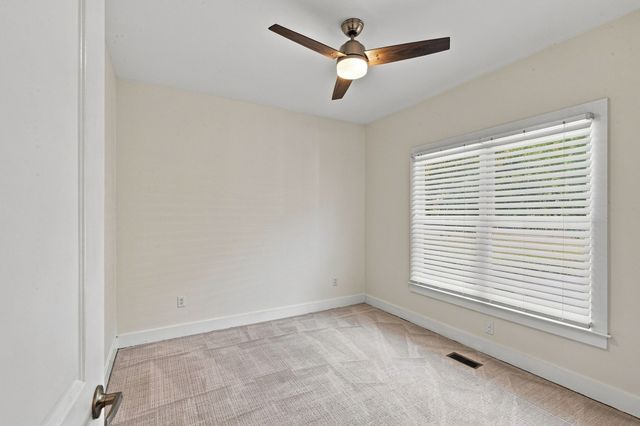 359 Sylvan Park Ln, Nashville, TN 37209