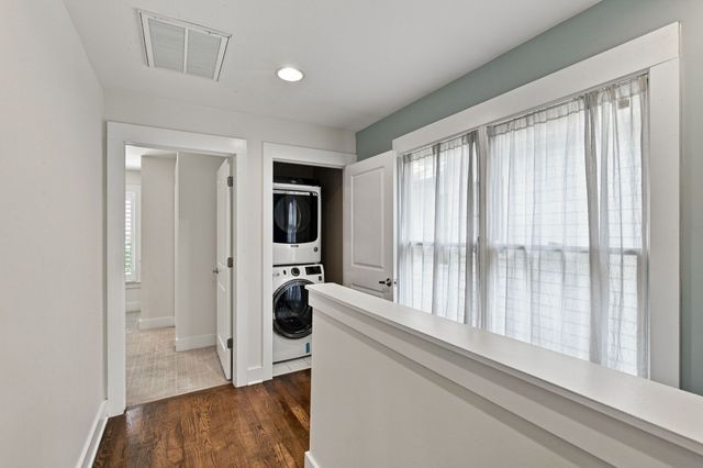 359 Sylvan Park Ln, Nashville, TN 37209