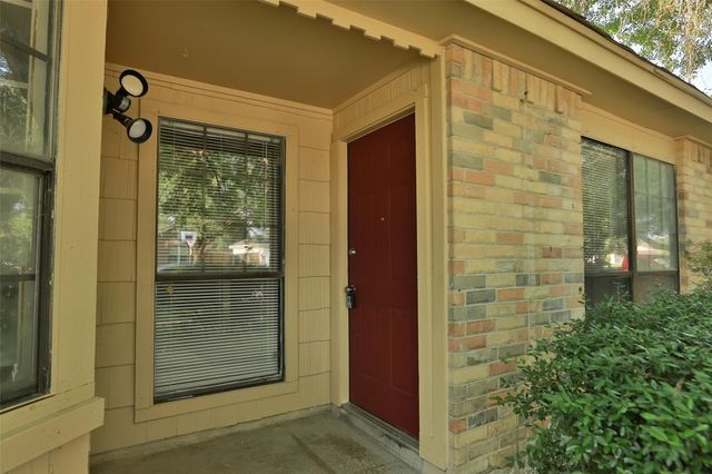 24214 Wild Horse Lane, Hockley, TX 77447