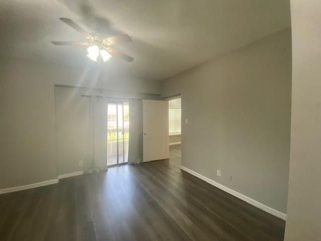 2209 S Braeswood Boulevard 33F, Houston, TX 77030