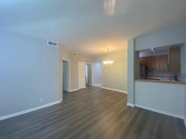 2209 S Braeswood Boulevard 33F, Houston, TX 77030