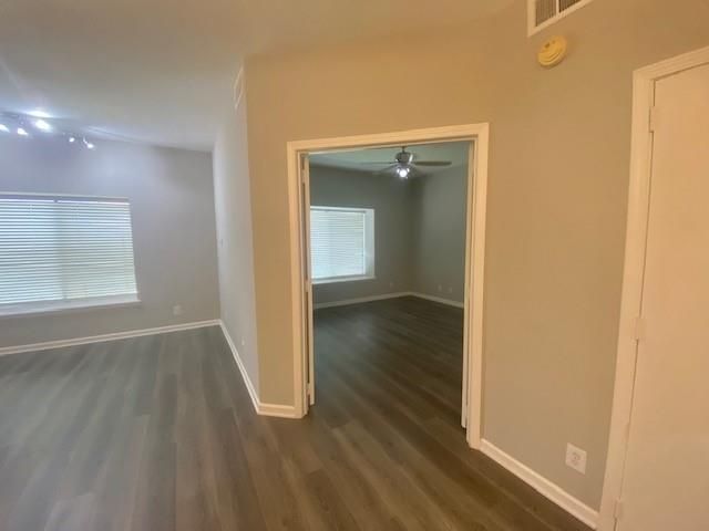 2209 S Braeswood Boulevard 33F, Houston, TX 77030