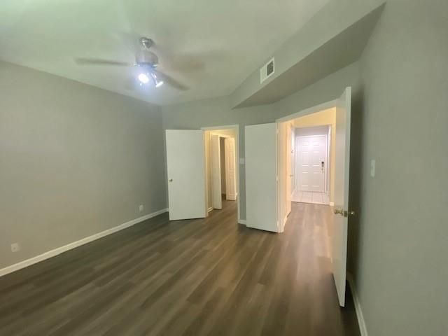 2209 S Braeswood Boulevard 33F, Houston, TX 77030