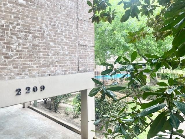 2209 S Braeswood Boulevard 33F, Houston, TX 77030