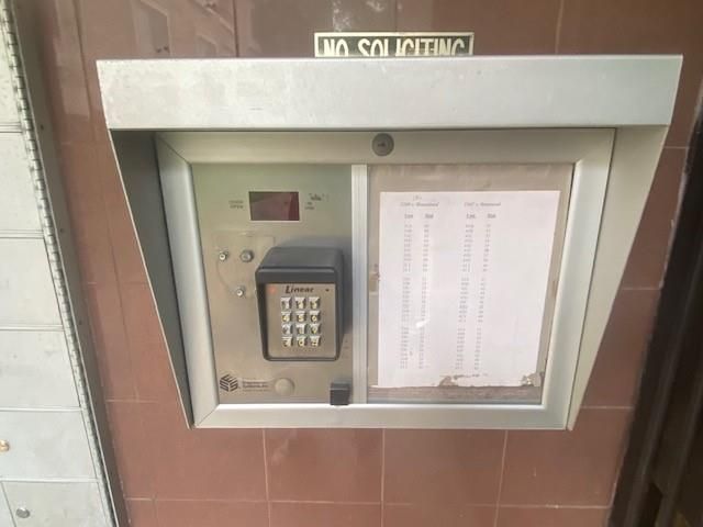 2209 S Braeswood Boulevard 33F, Houston, TX 77030