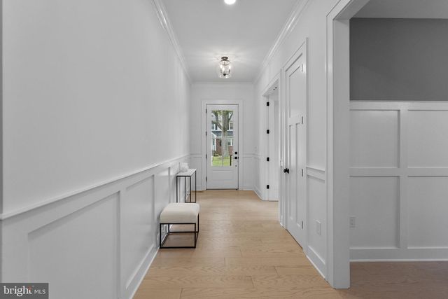 414 N MONROE ST, Arlington, VA 22201