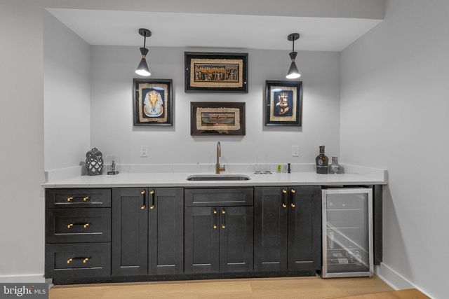 414 N MONROE ST, Arlington, VA 22201