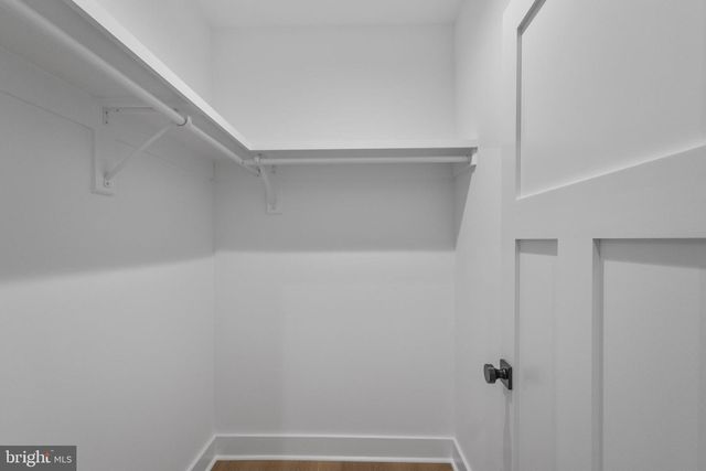 414 N MONROE ST, Arlington, VA 22201