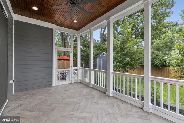 414 N MONROE ST, Arlington, VA 22201