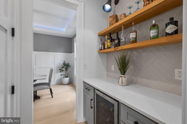 414 N MONROE ST, Arlington, VA 22201