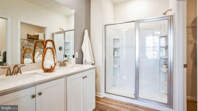 179 DELHAAS CIR, Bristol, PA 19007