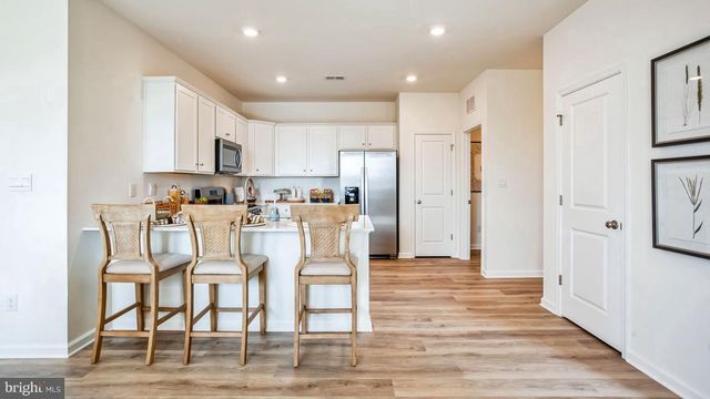 179 DELHAAS CIR, Bristol, PA 19007