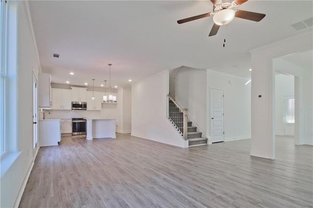 7272 Millbrae Walk, Flowery Branch, GA 30542