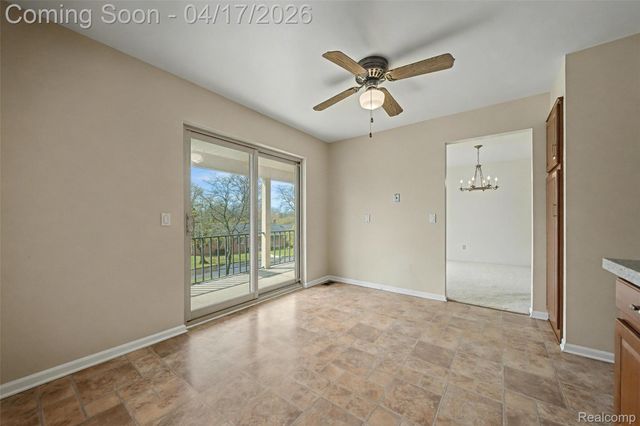 29676 Middlebelt Road 2202, Farmington Hills, MI 48334