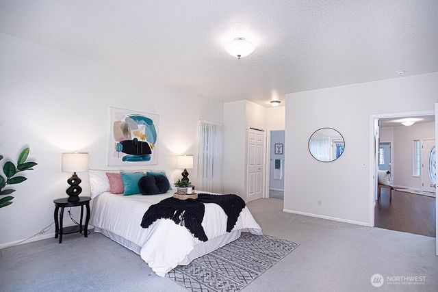 2213 NW Mountain View Road, Silverdale, WA 98383