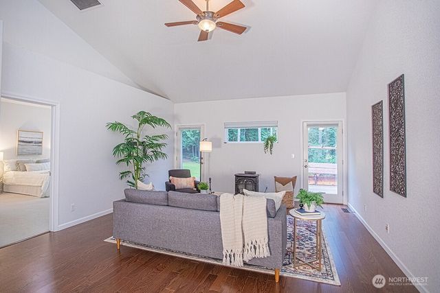 2213 NW Mountain View Road, Silverdale, WA 98383