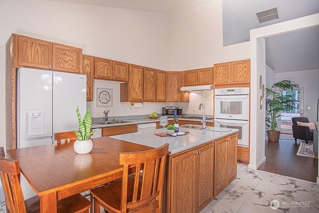 2213 NW Mountain View Road, Silverdale, WA 98383