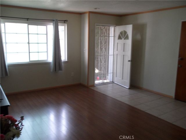 9384 Kempster Avenue, Fontana, CA 92335
