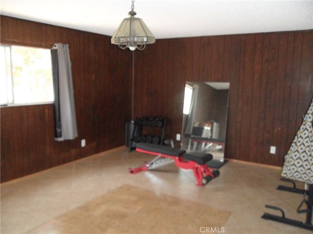 9384 Kempster Avenue, Fontana, CA 92335