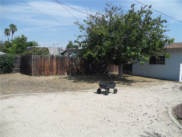 9384 Kempster Avenue, Fontana, CA 92335