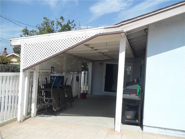 9384 Kempster Avenue, Fontana, CA 92335