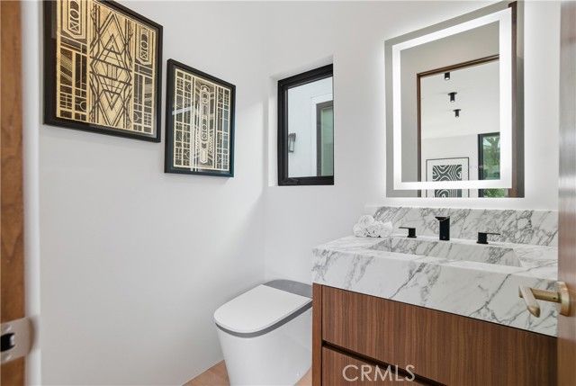 2910 Bayside, Corona Del Mar (newport Beach), CA 92625