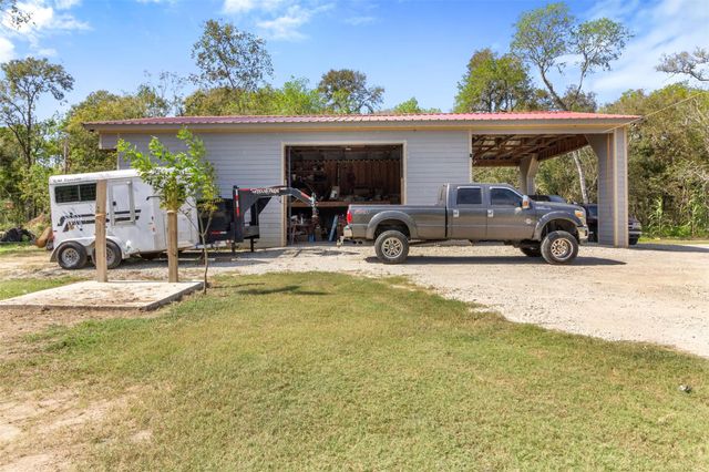 19920 County Road 647, Guy, TX 77444