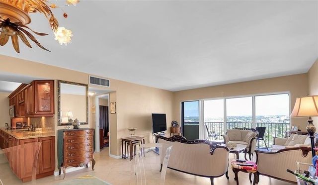 1200 Hibiscus Avenue PH 3, Pompano Beach, FL 33062