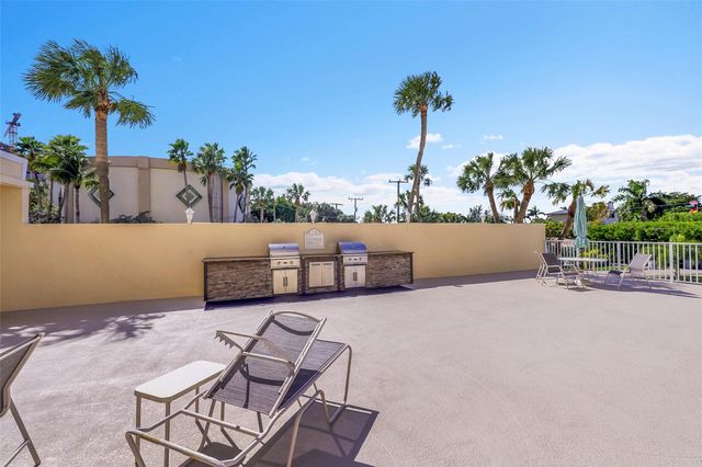 1200 Hibiscus Avenue PH 3, Pompano Beach, FL 33062