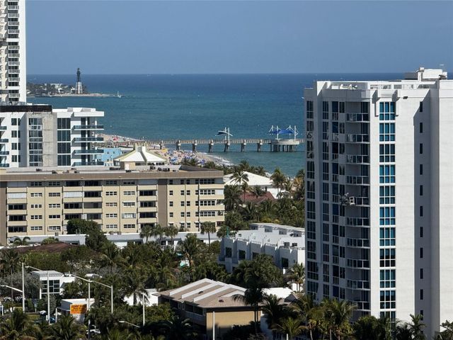 1200 Hibiscus Avenue PH 3, Pompano Beach, FL 33062