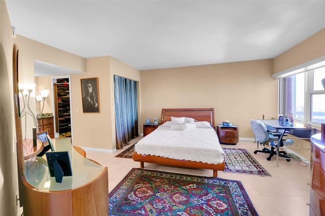 1200 Hibiscus Avenue PH 3, Pompano Beach, FL 33062