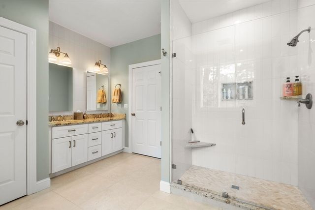 32 Cider Hill Lane, Sherborn, MA 01770