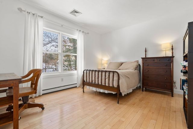 32 Cider Hill Lane, Sherborn, MA 01770