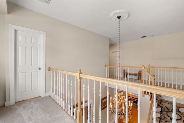 32 Cider Hill Lane, Sherborn, MA 01770