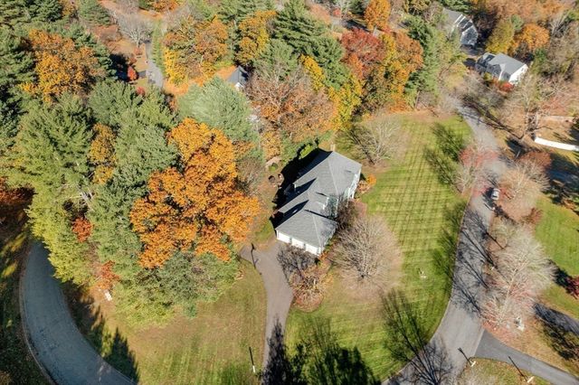 32 Cider Hill Lane, Sherborn, MA 01770