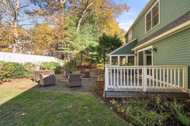 32 Cider Hill Lane, Sherborn, MA 01770