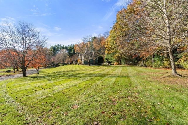 32 Cider Hill Lane, Sherborn, MA 01770