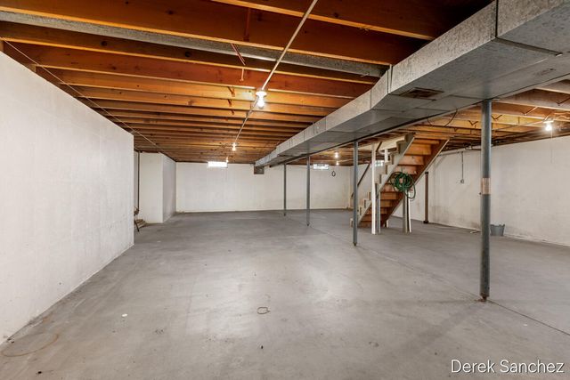 1702 Stilesgate Street Se, City Of Grand Rapids, MI 49508