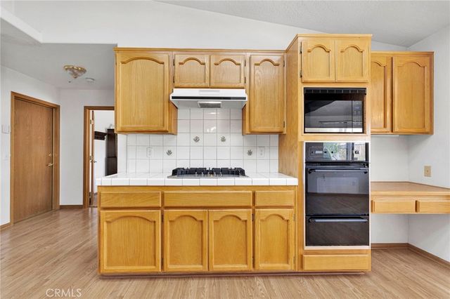 12574 Sarsi Court, Apple Valley, CA 92308