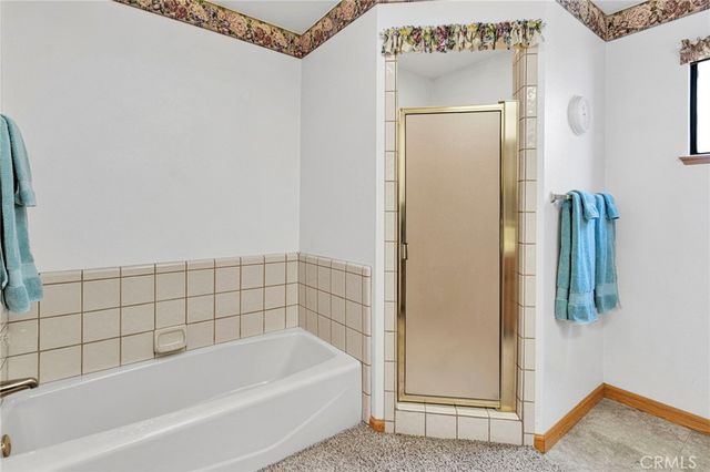 12574 Sarsi Court, Apple Valley, CA 92308