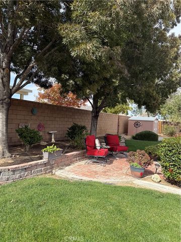 12574 Sarsi Court, Apple Valley, CA 92308