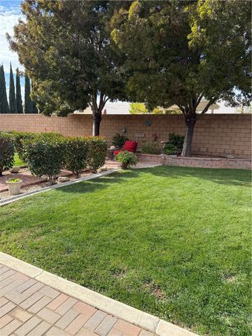 12574 Sarsi Court, Apple Valley, CA 92308