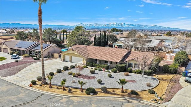 12574 Sarsi Court, Apple Valley, CA 92308
