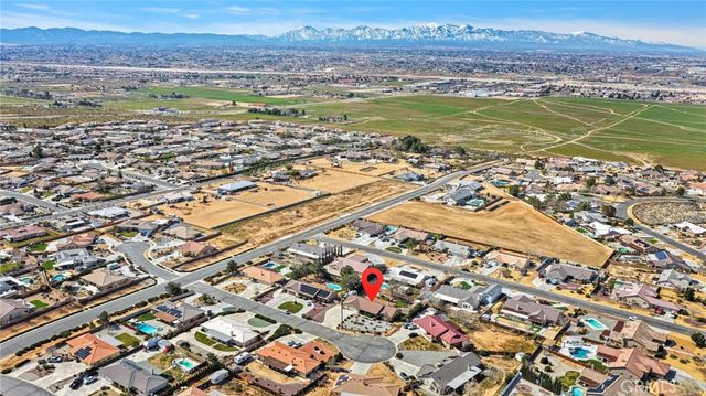 12574 Sarsi Court, Apple Valley, CA 92308