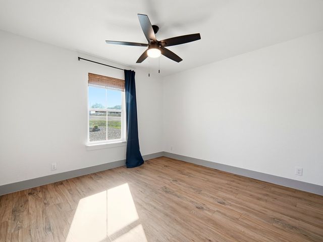 101 Jerry Gray, Blanco, TX 78606