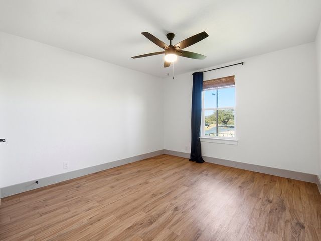 101 Jerry Gray, Blanco, TX 78606