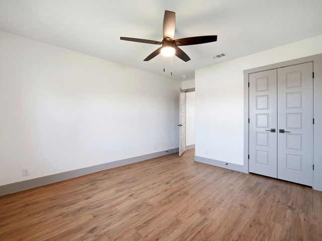 101 Jerry Gray, Blanco, TX 78606