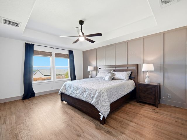 101 Jerry Gray, Blanco, TX 78606